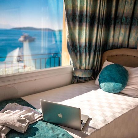 Foca Kumsal Hotel Екстериор снимка