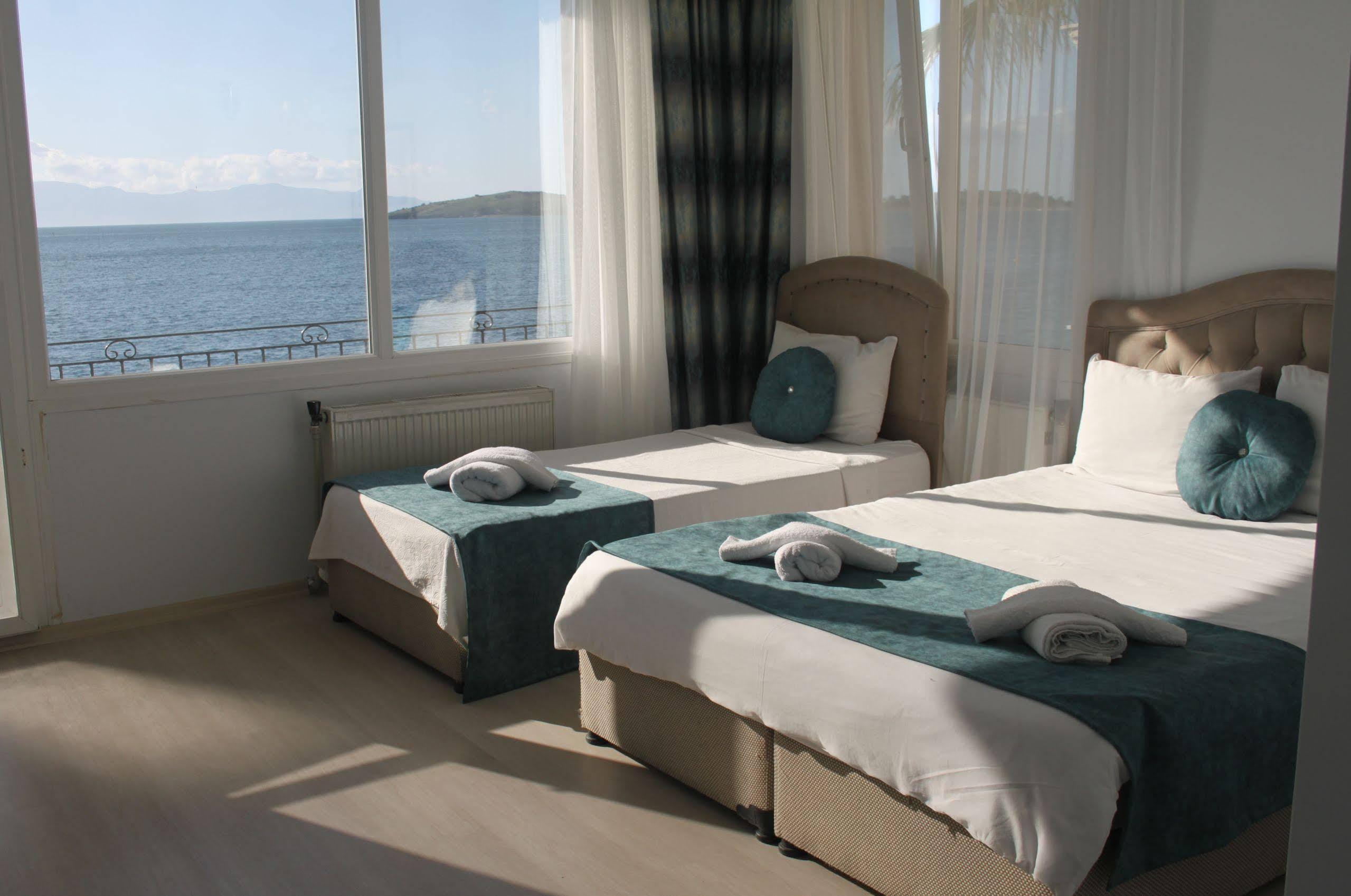 Foca Kumsal Hotel Екстериор снимка