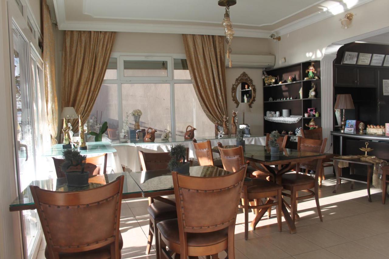 Foca Kumsal Hotel Екстериор снимка