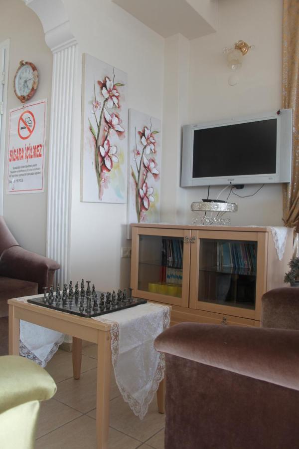 Foca Kumsal Hotel Екстериор снимка